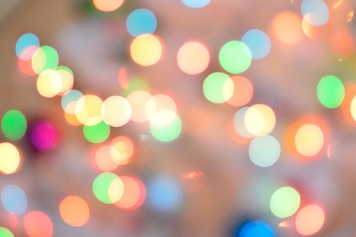 defocused-image-of-illuminated-christmas-lights-255377.jpg